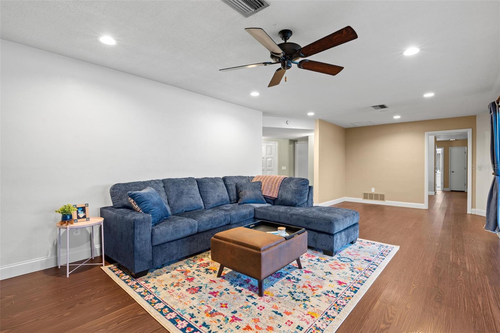 6729 Tequesta, Seminole, FL 33777