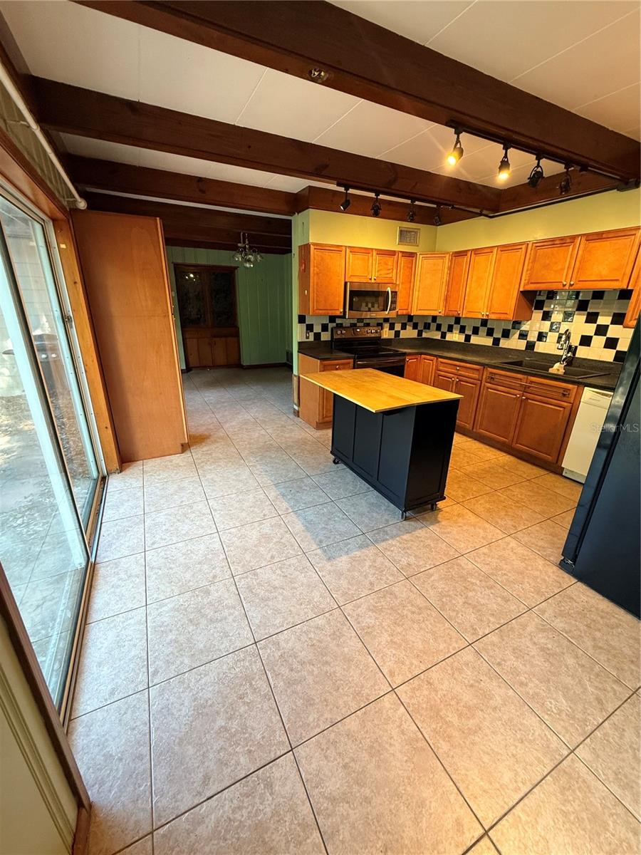 816 14th Ave., Gainesville, FL 32601