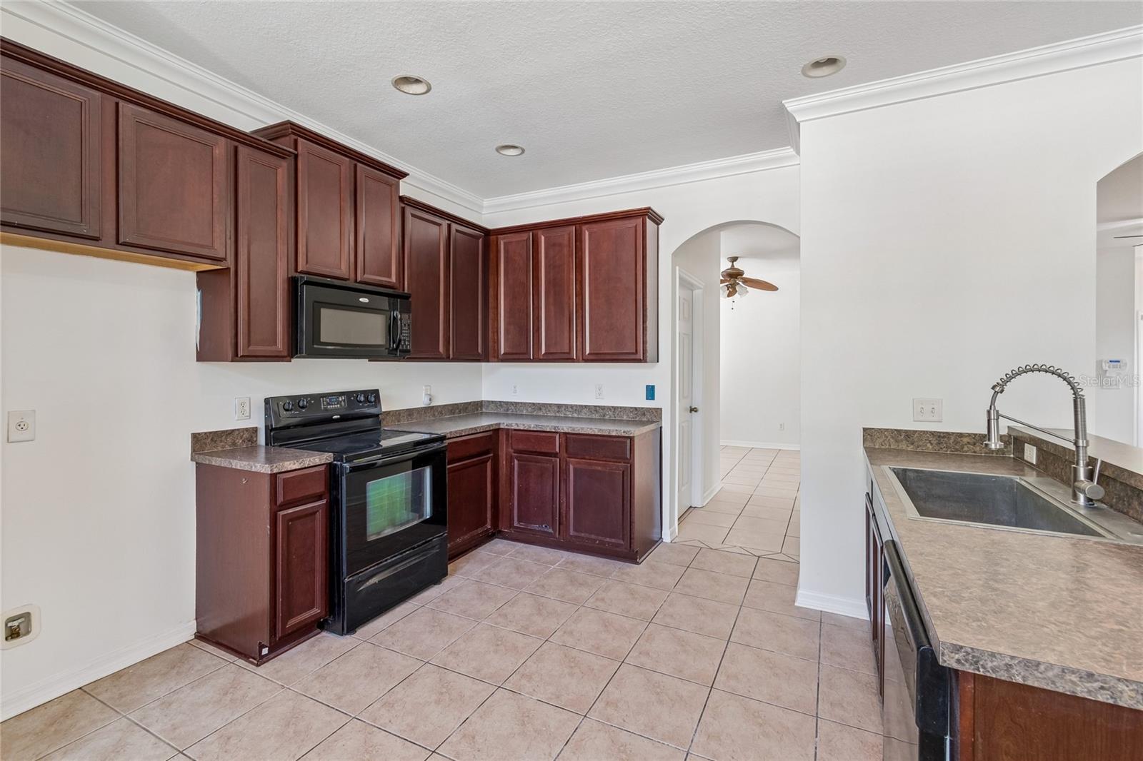 915 Windton Oak, Ruskin, FL 33570