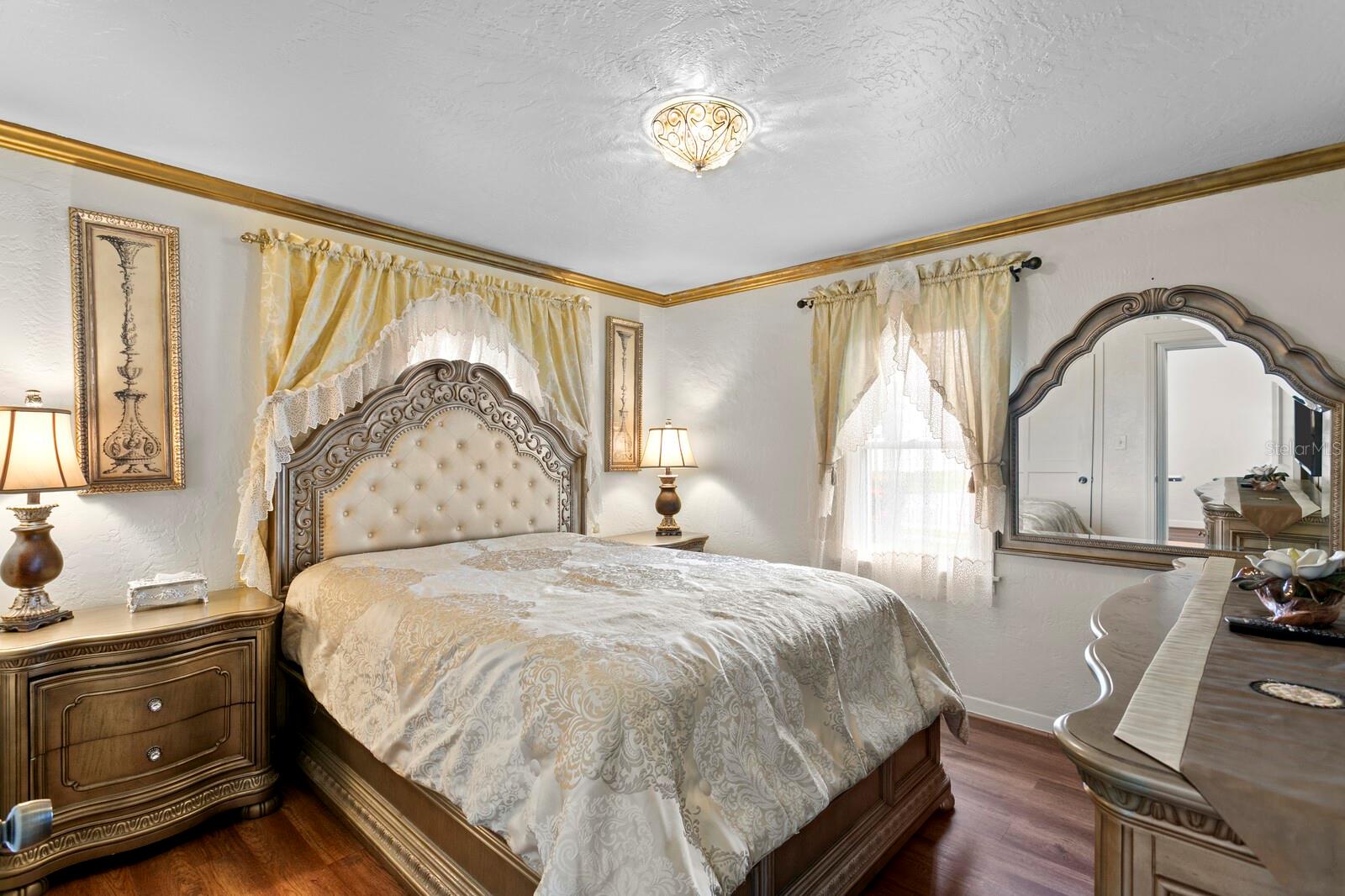 3152 13th, St Petersburg, FL 33713