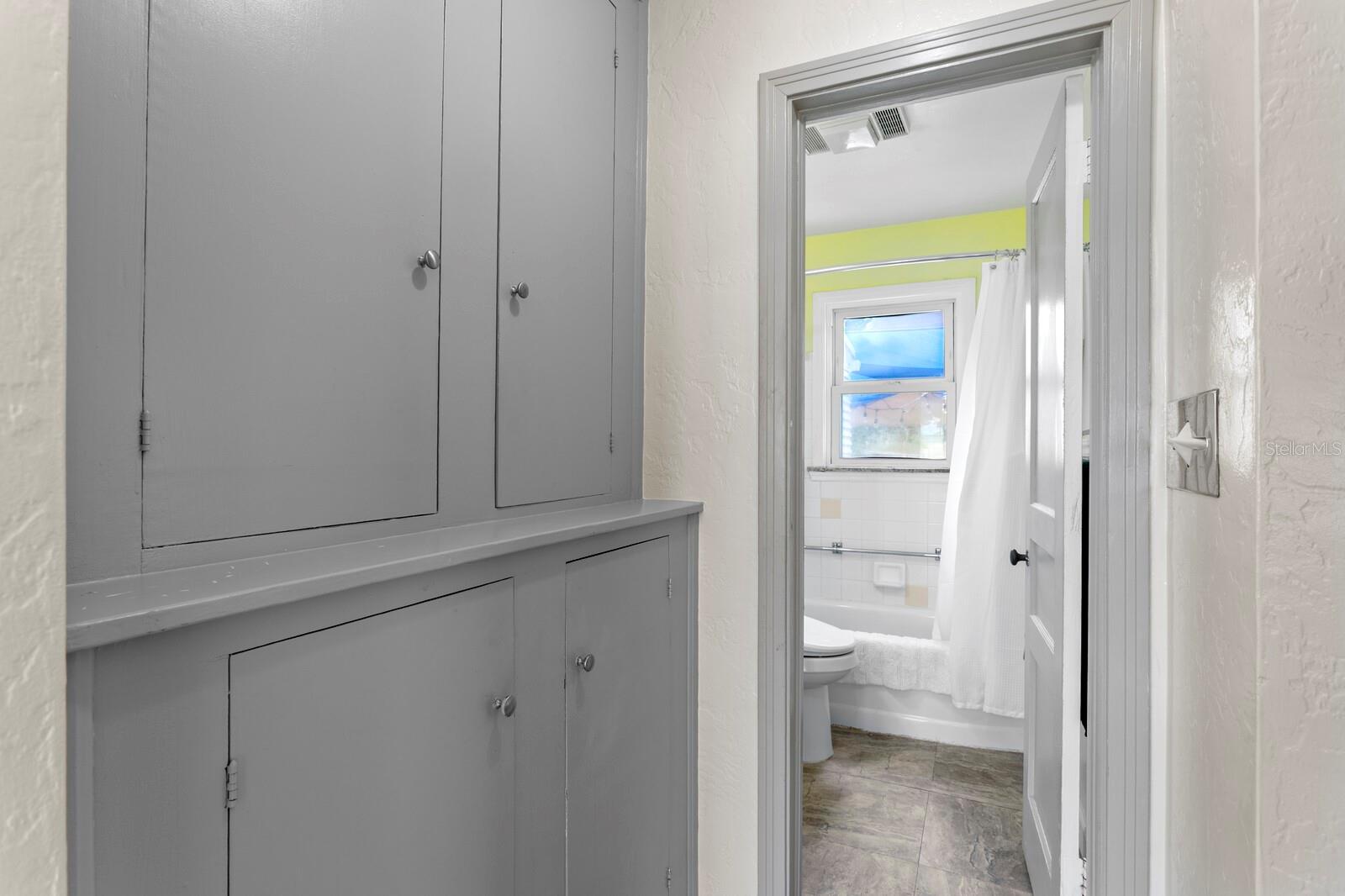 3152 13th, St Petersburg, FL 33713