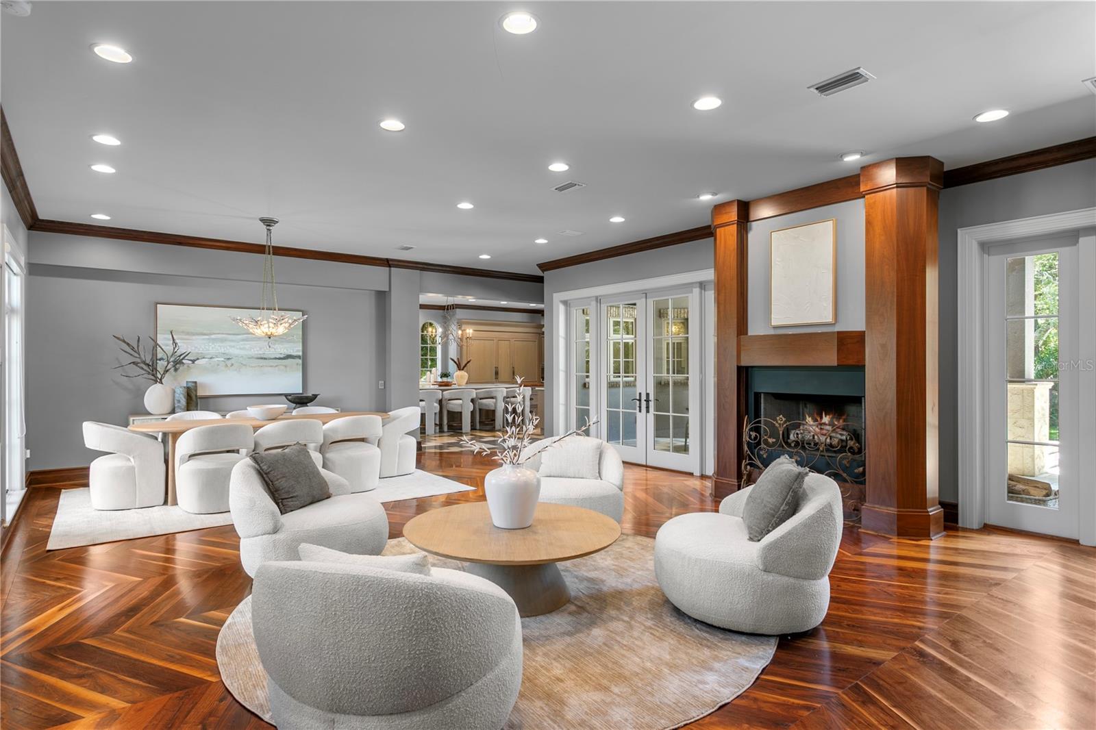 401 Snell Isle, St Petersburg, FL 33704