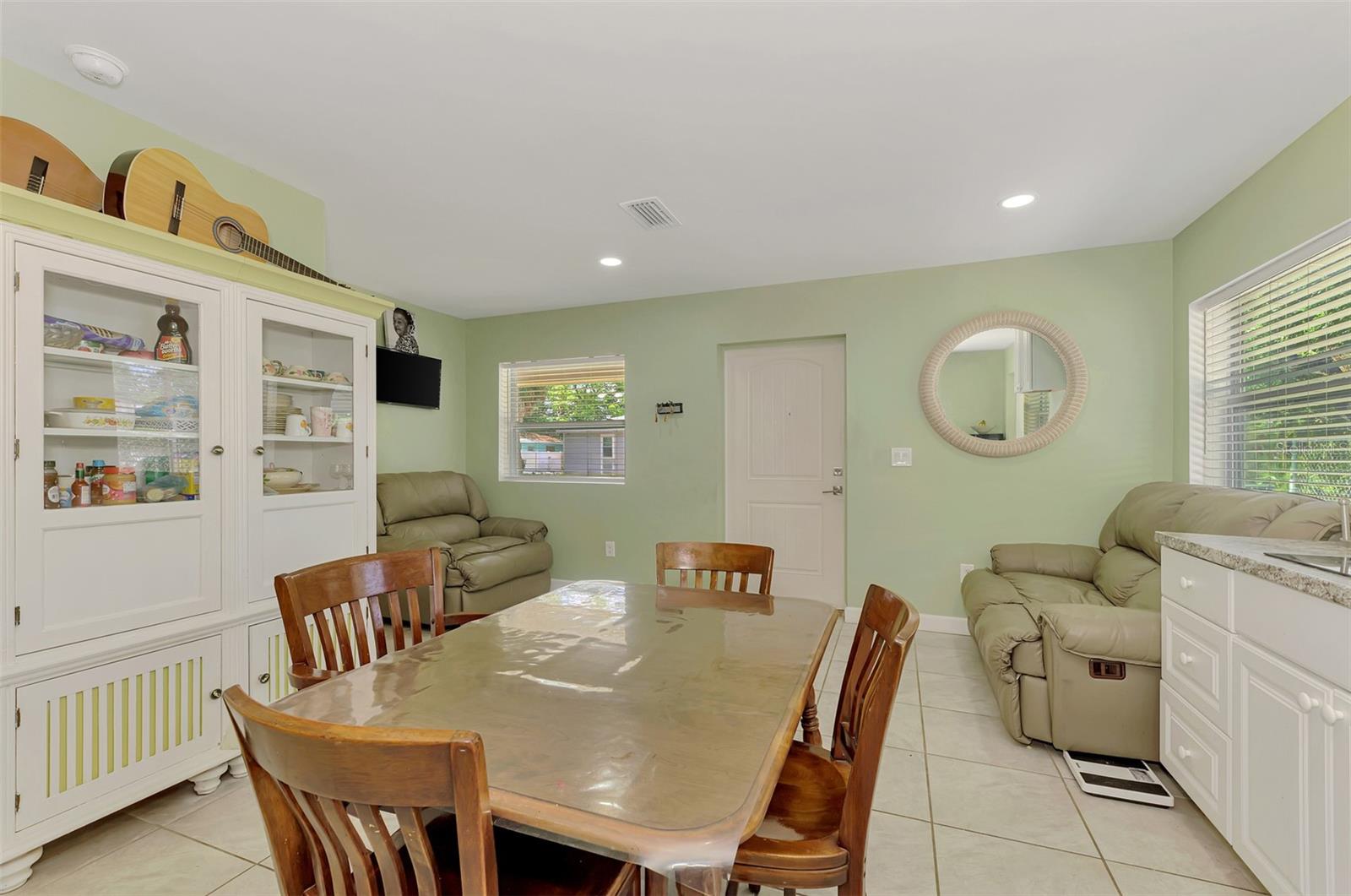 1420 19th, Bradenton, FL 34205