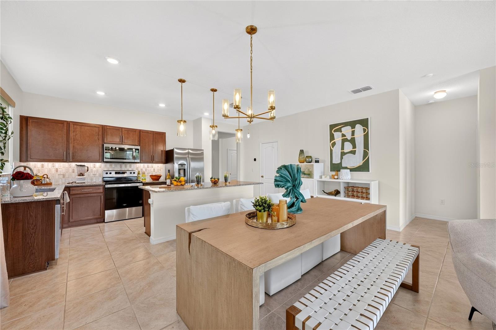 415 Overpool Avenue, Davenport, FL 33896