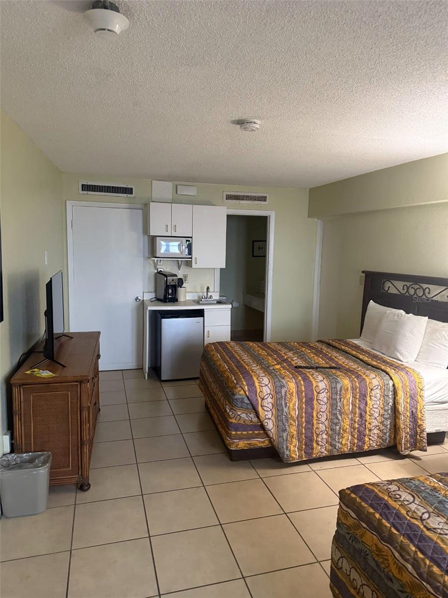 2301 Atlantic Unit 328, Daytona Beach Shores, FL 32118