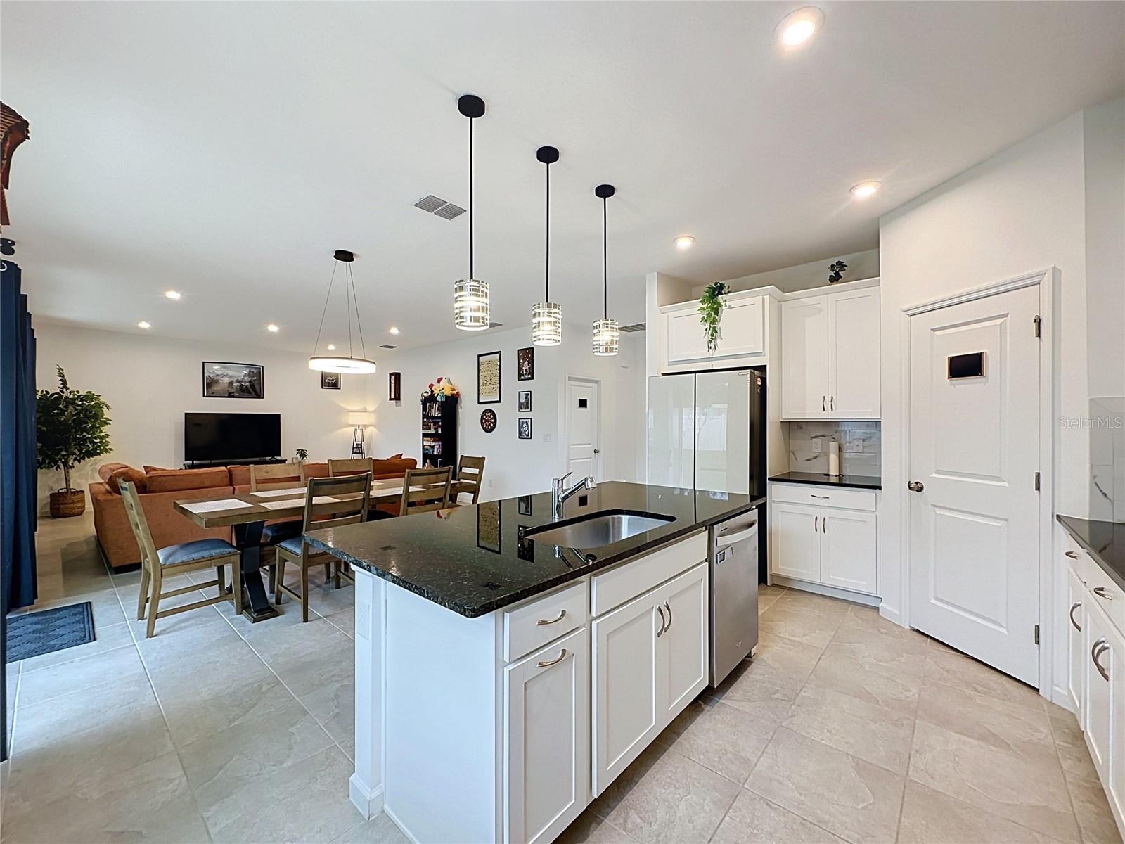 900 Honey Petal, Deland, FL 32720