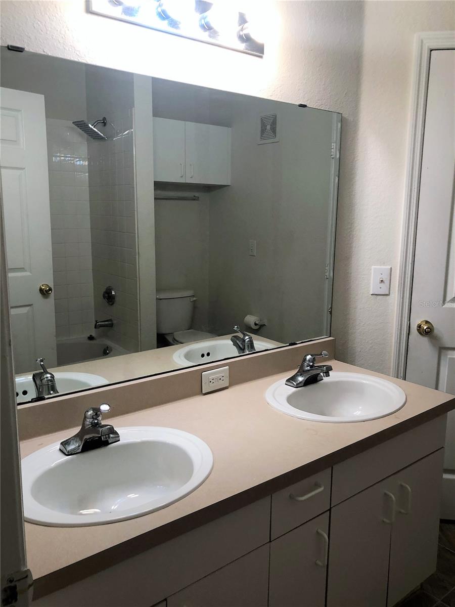 3725 Conroy Unit 2113, Orlando, FL 32839