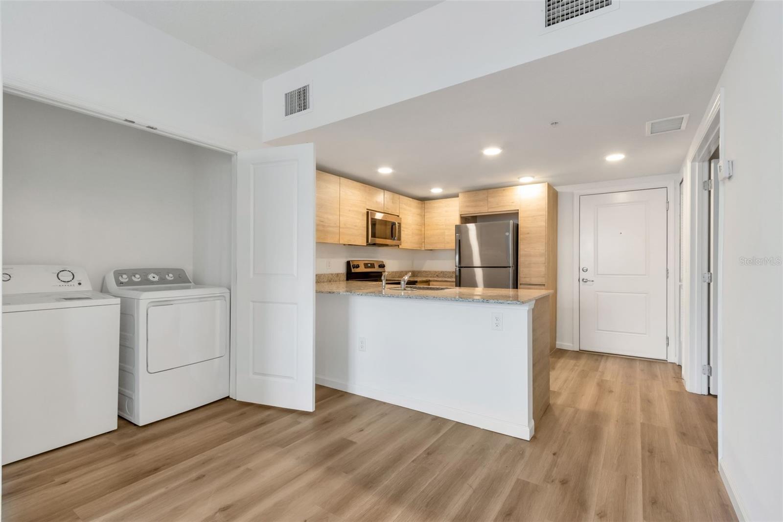 1220 Southstation Unit 404, Orlando, FL 32809