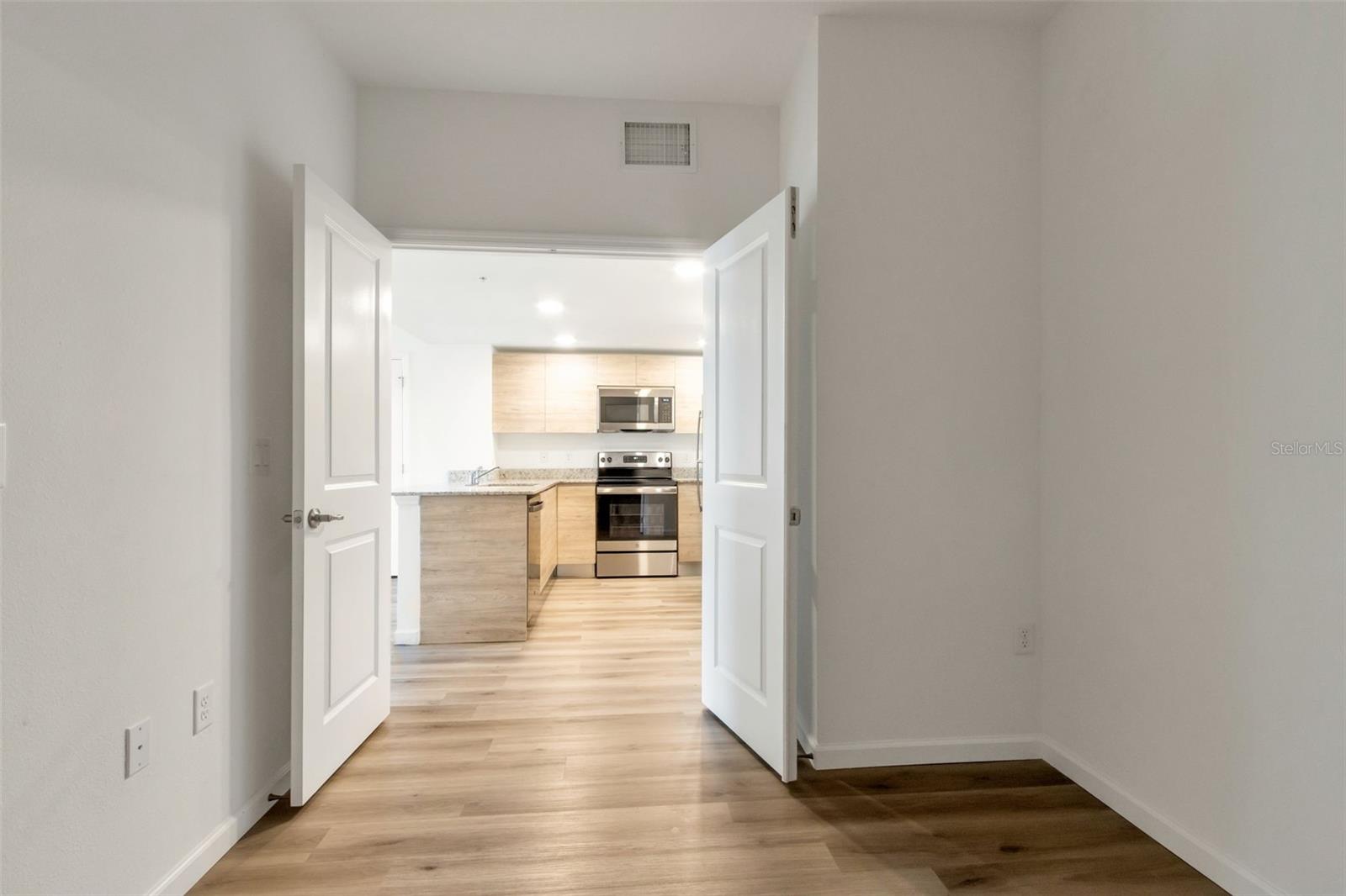 1220 Southstation Unit 404, Orlando, FL 32809