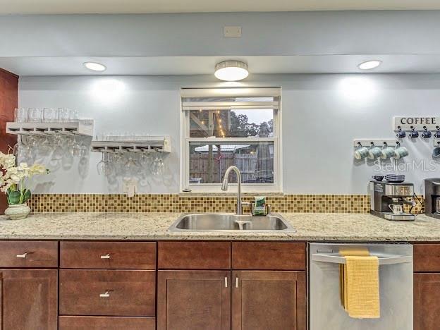 5151 Duhme, St Petersburg, FL 33708