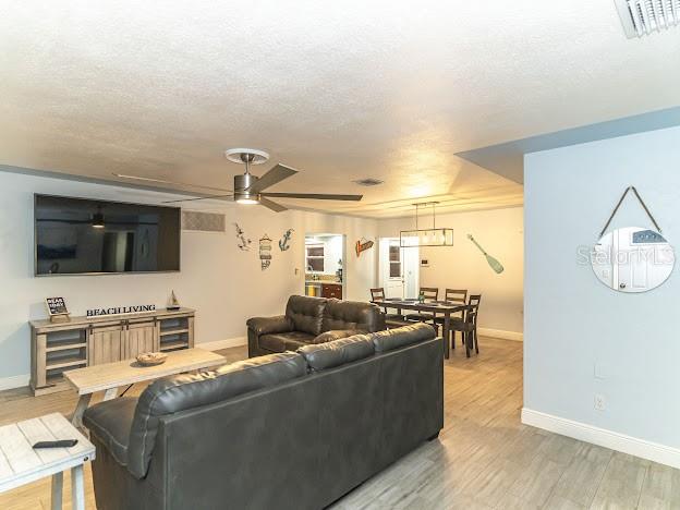 5151 Duhme, St Petersburg, FL 33708