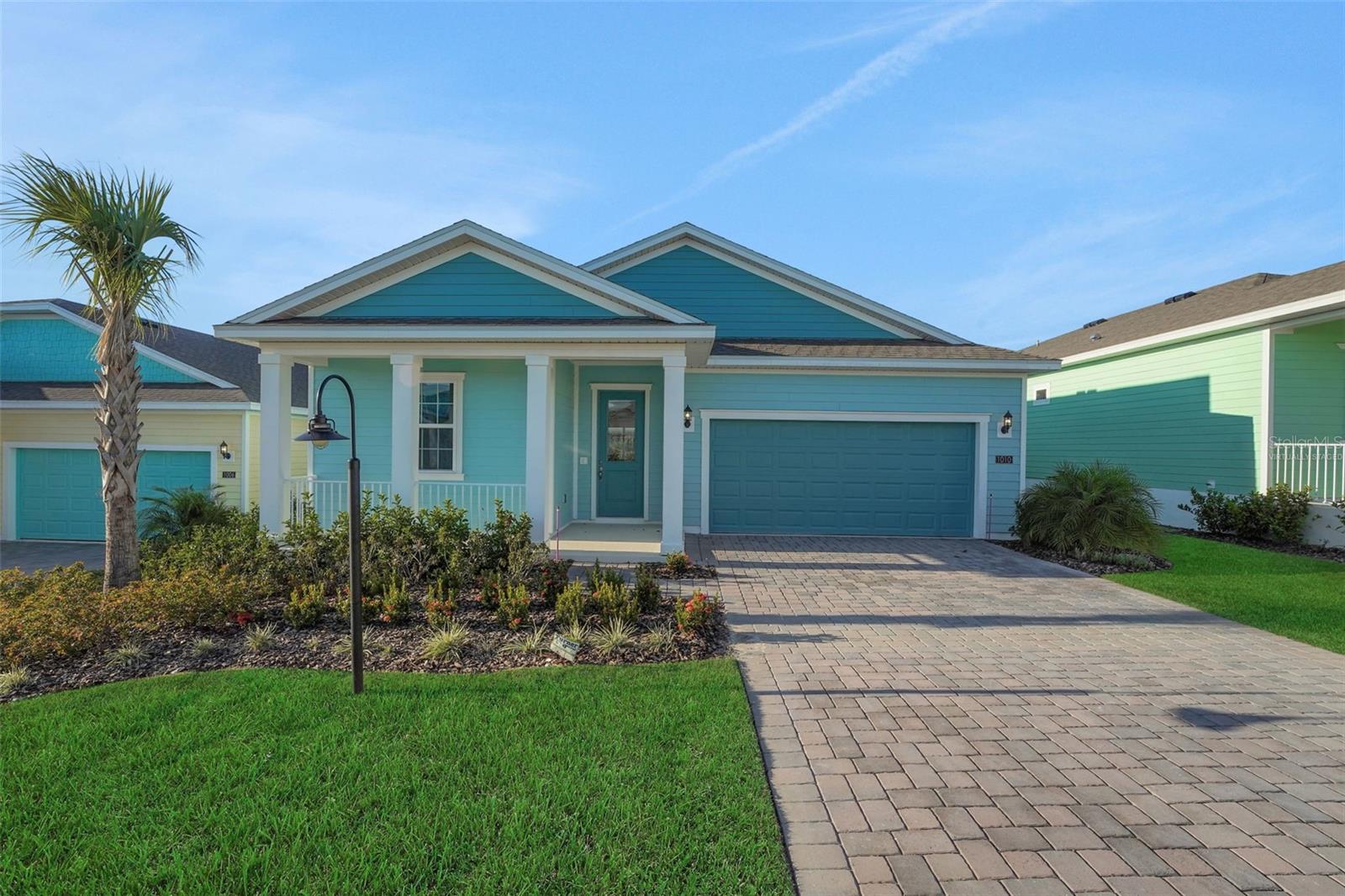 1038 Fiesta Key, Lady Lake, FL 32159