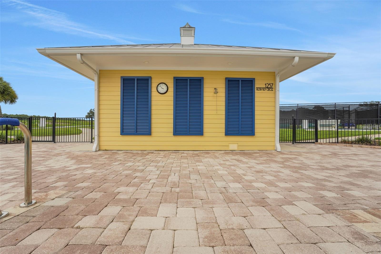 1038 Fiesta Key, Lady Lake, FL 32159