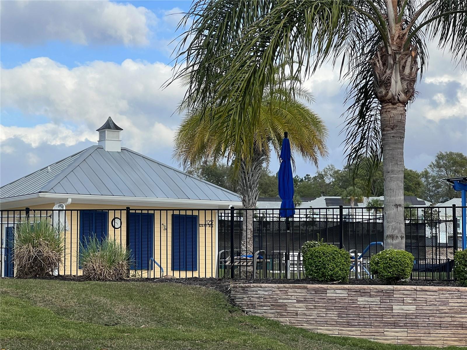 1035 Fiesta Key, Lady Lake, FL 32159