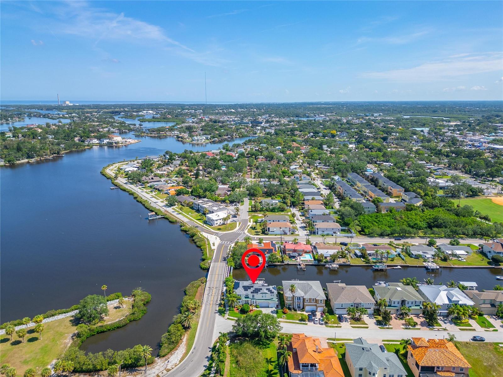 339 Manatee, Tarpon Springs, FL 34689