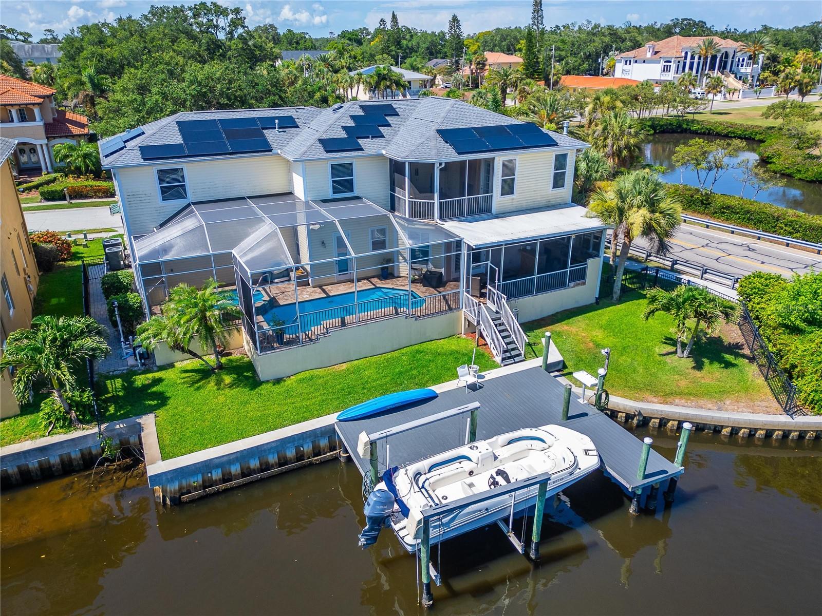 339 Manatee, Tarpon Springs, FL 34689
