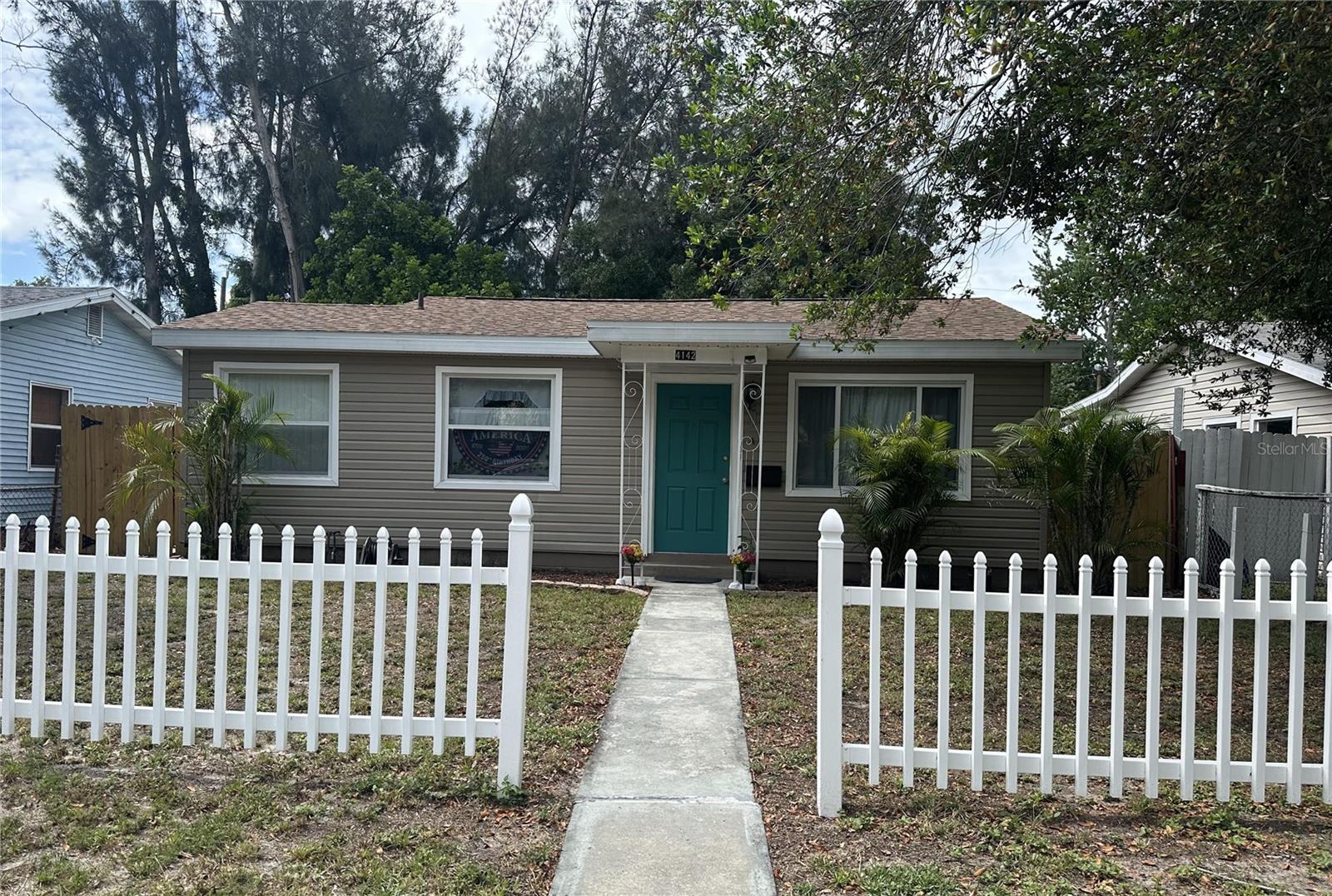 4142 6th, St Petersburg, FL 33713