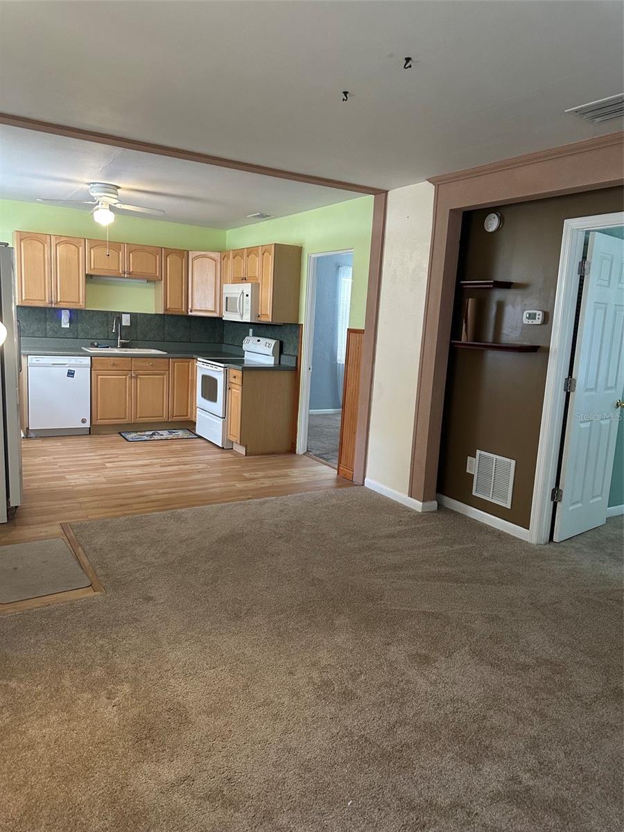 4142 6th, St Petersburg, FL 33713