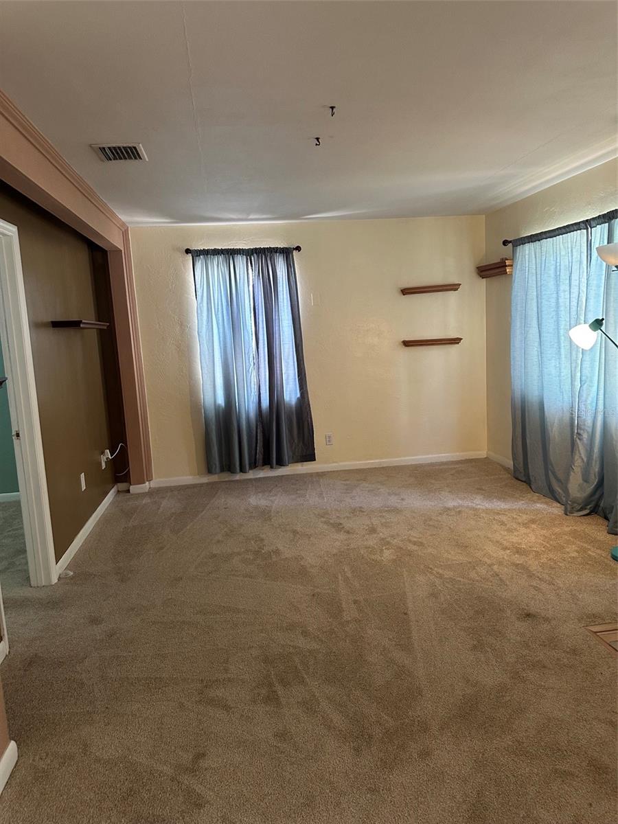 4142 6th, St Petersburg, FL 33713