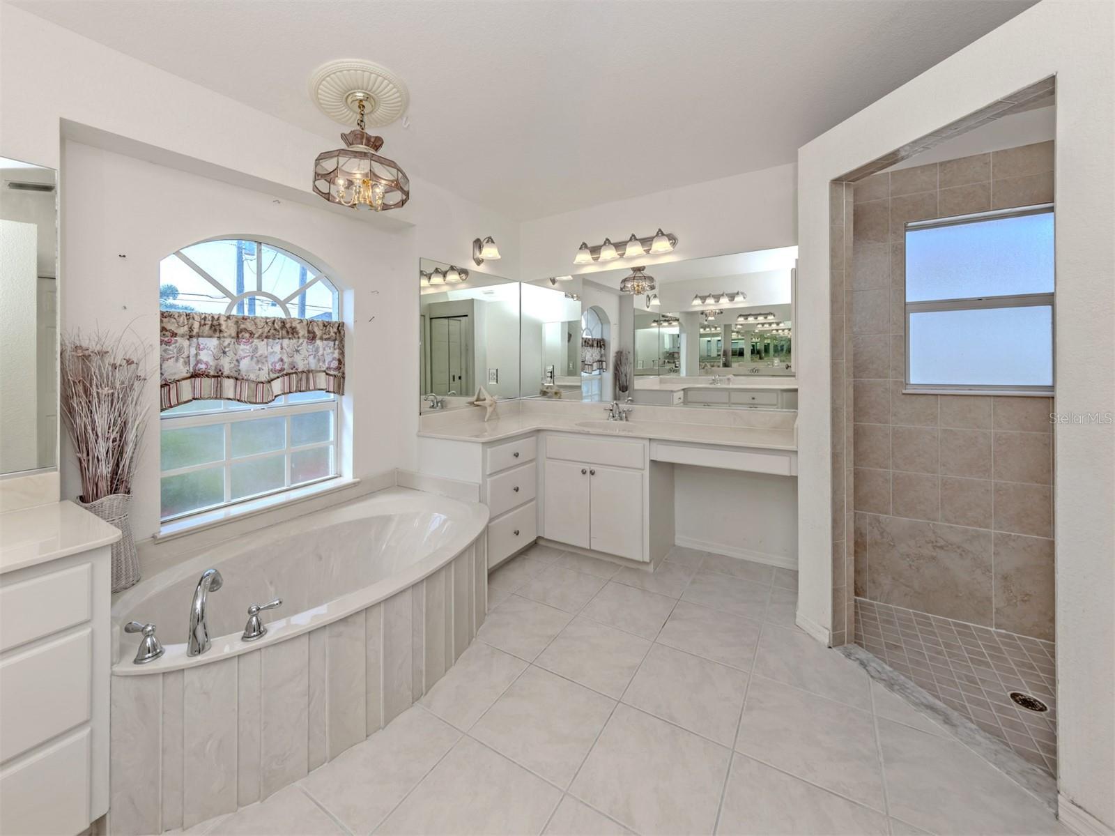 1056 Rotonda, Rotonda West, FL 33947