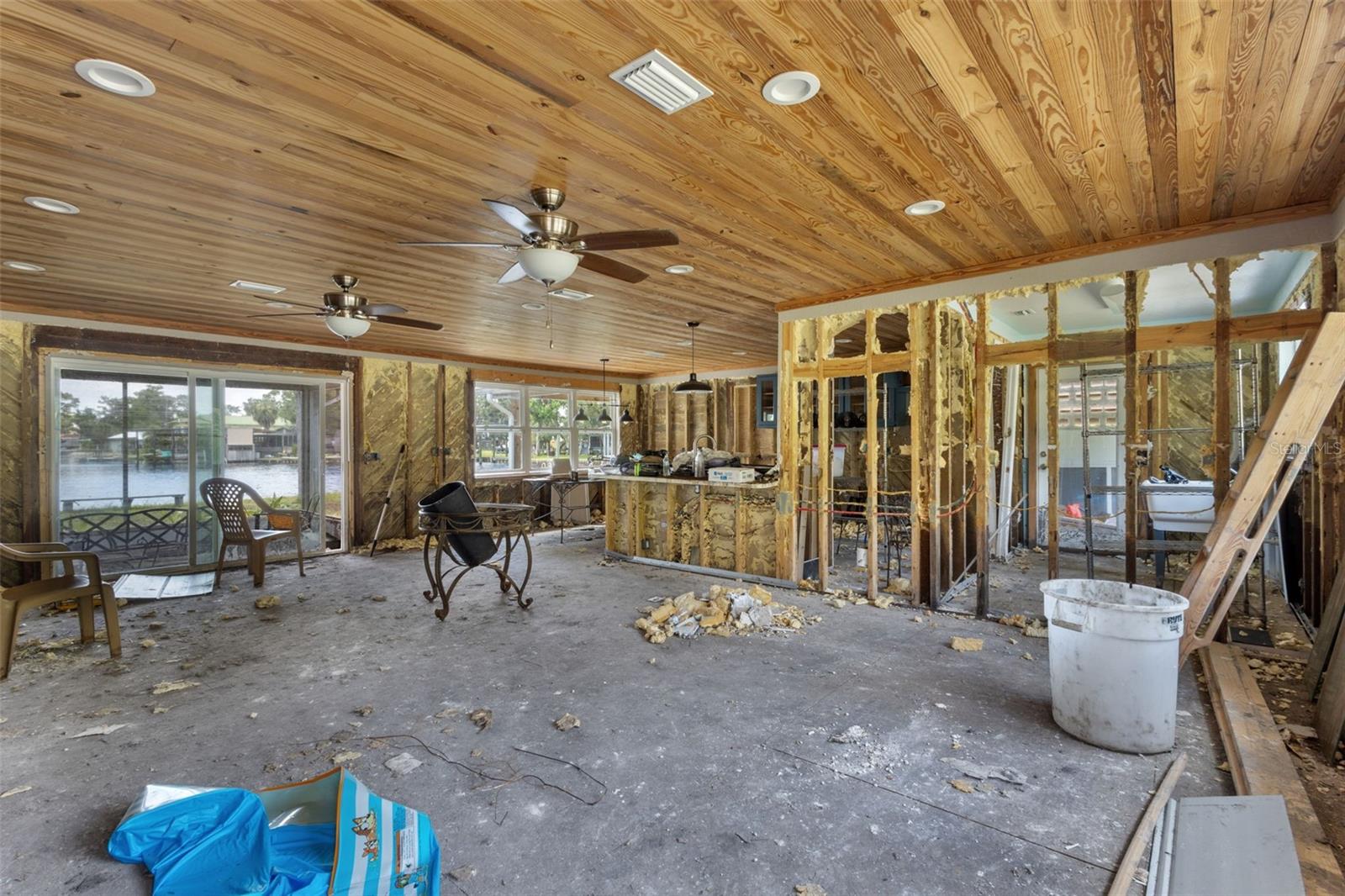 306 256, Suwannee, FL 32692