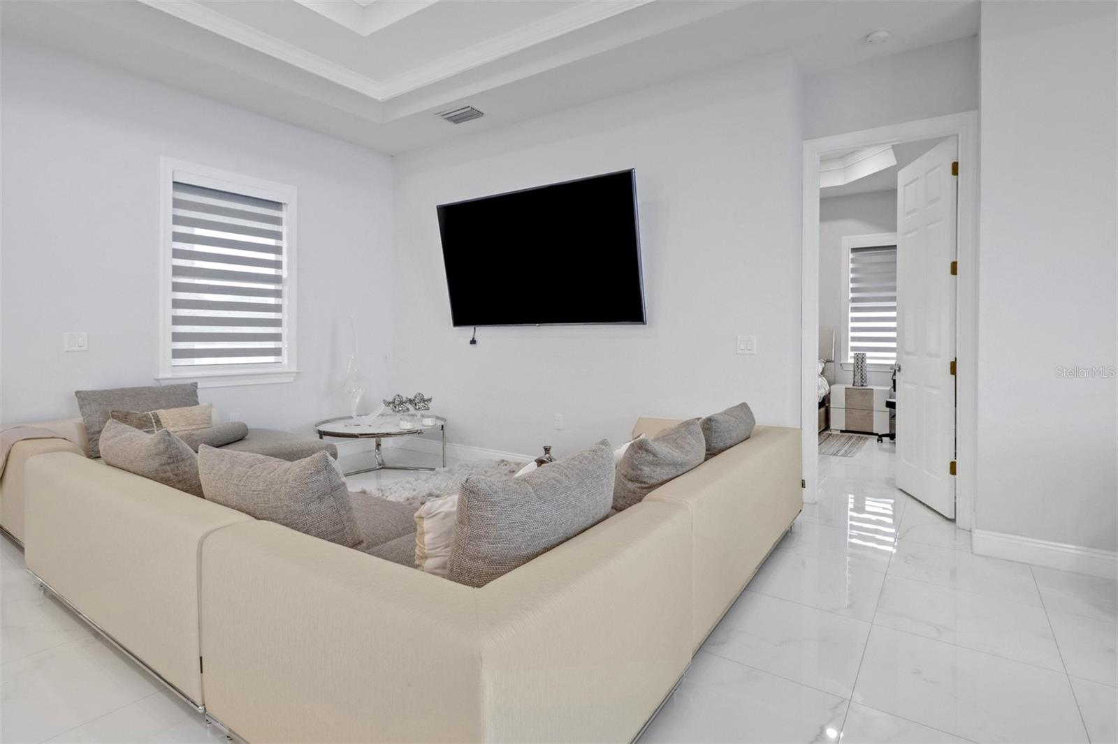2394 45th, Naples, FL 34120