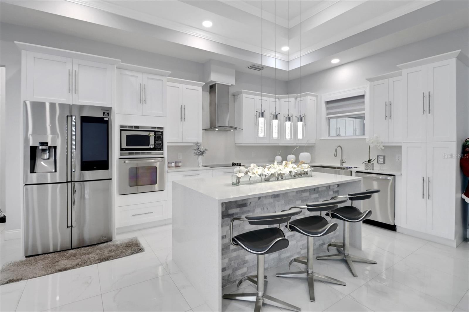2394 45th, Naples, FL 34120