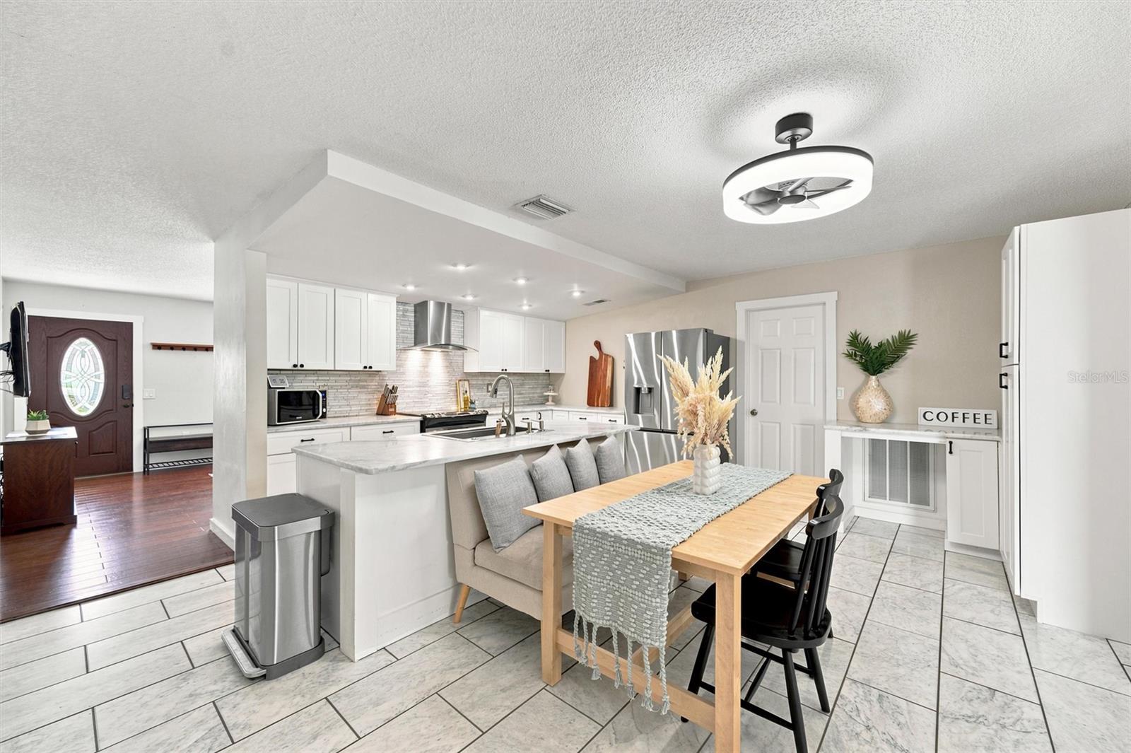 6230 Cedar, St Petersburg, FL 33702