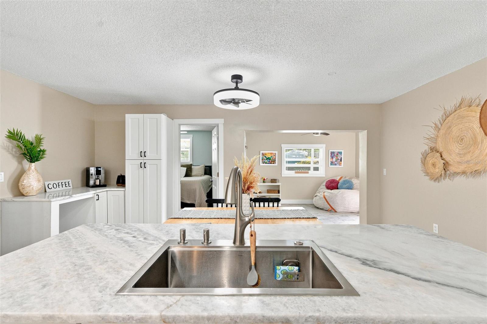 6230 Cedar, St Petersburg, FL 33702
