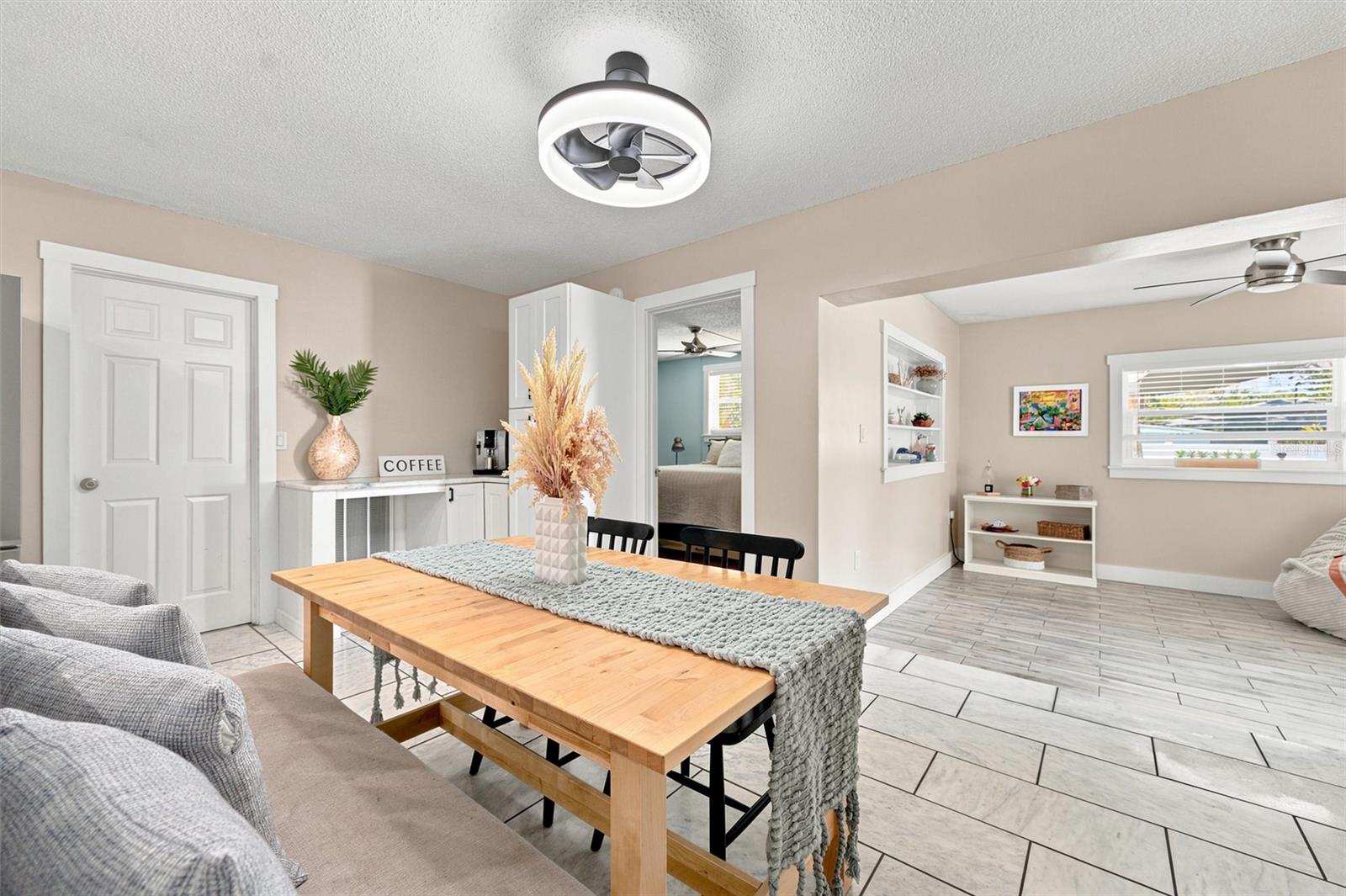 6230 Cedar, St Petersburg, FL 33702