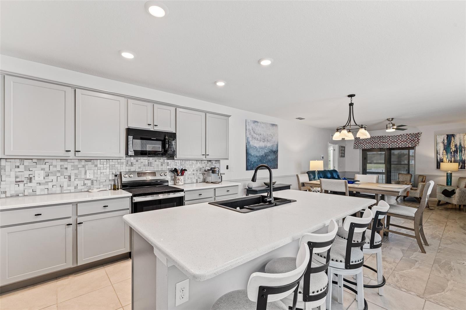 548 Armoyan, New Smyrna Beach, FL 32168