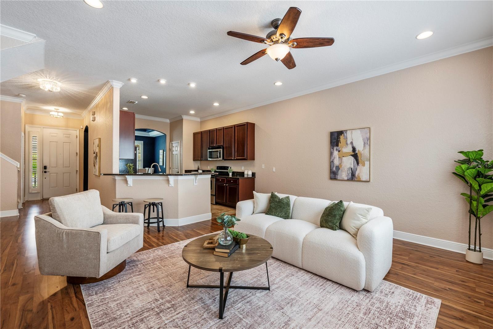 573 Shining Armor, Longwood, FL 32779