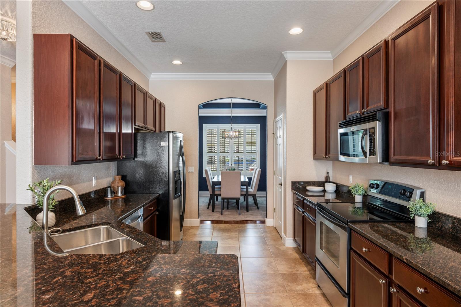 573 Shining Armor, Longwood, FL 32779