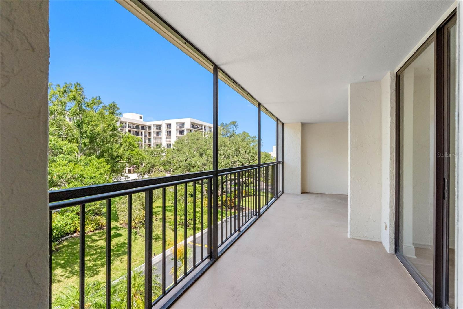 220 Belleview Unit 412, Belleair, FL 33756