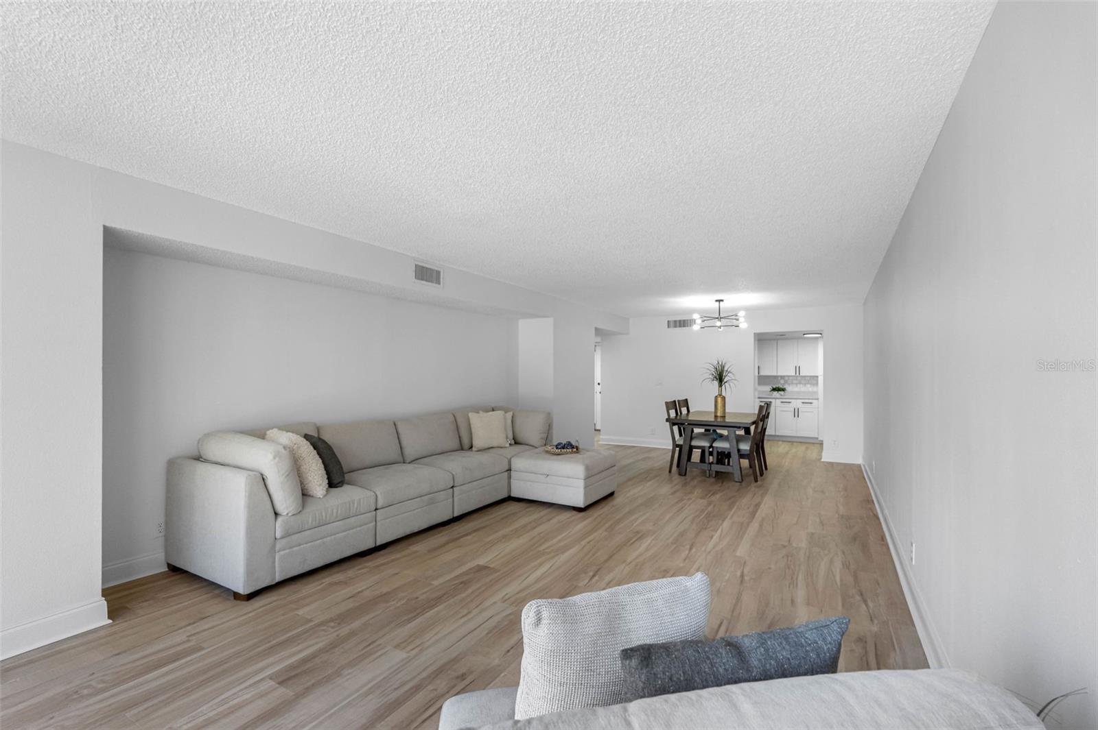 220 Belleview Unit 412, Belleair, FL 33756