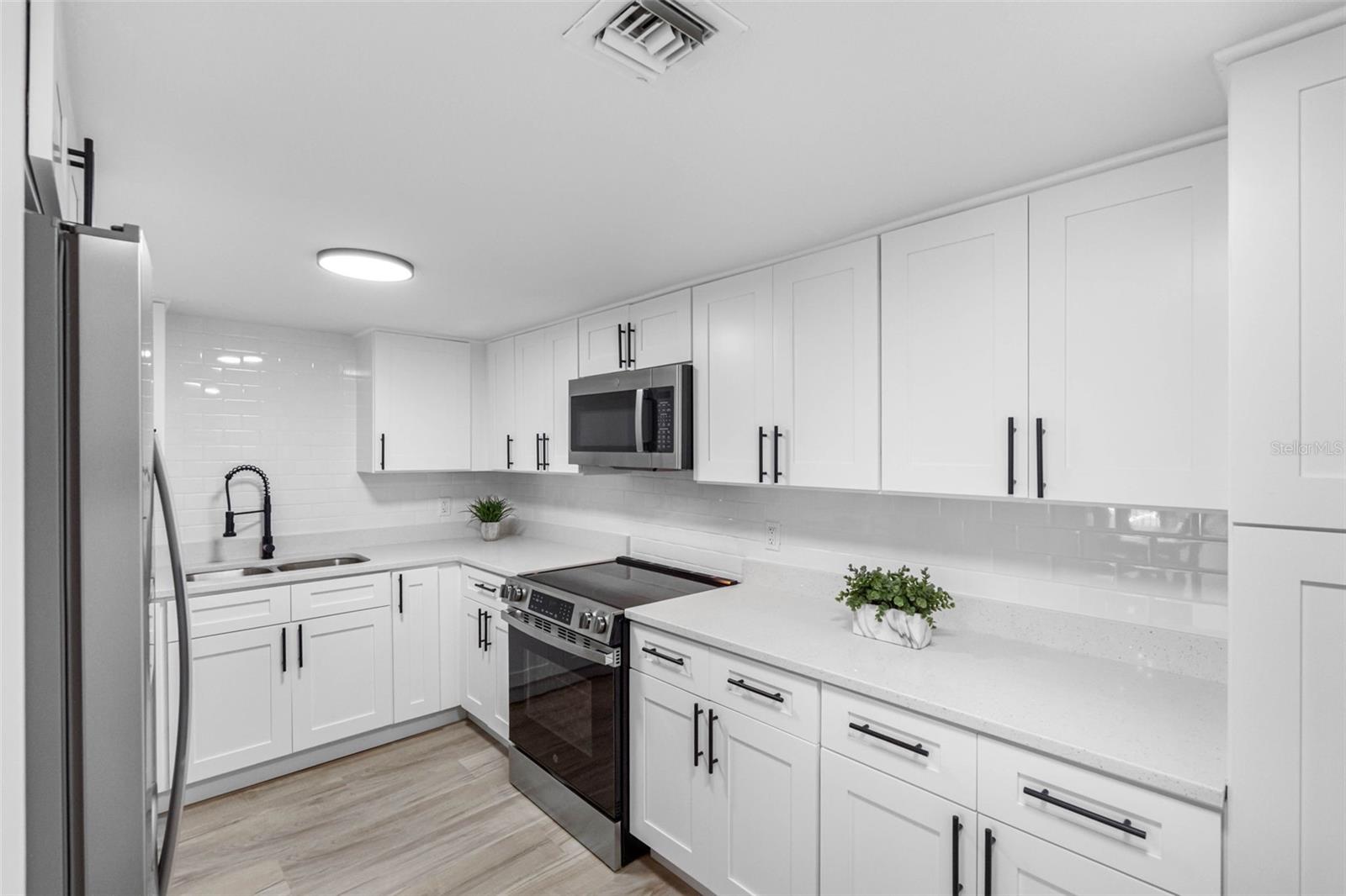 220 Belleview Unit 412, Belleair, FL 33756