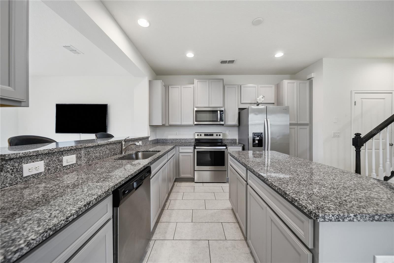 5553 Pleasantview, Bradenton, FL 34211