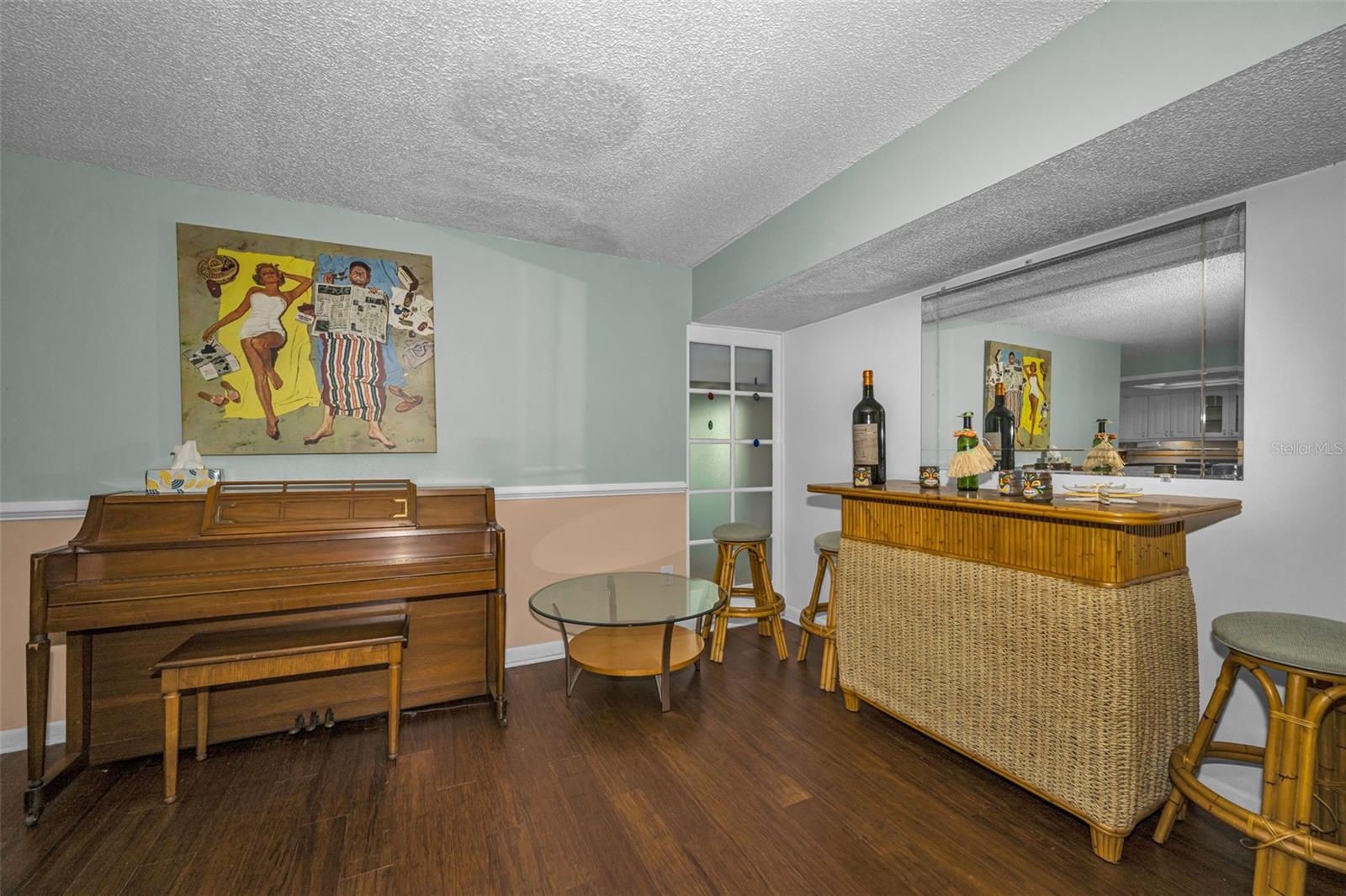851 Bayway Unit 101, Clearwater Beach, FL 33767