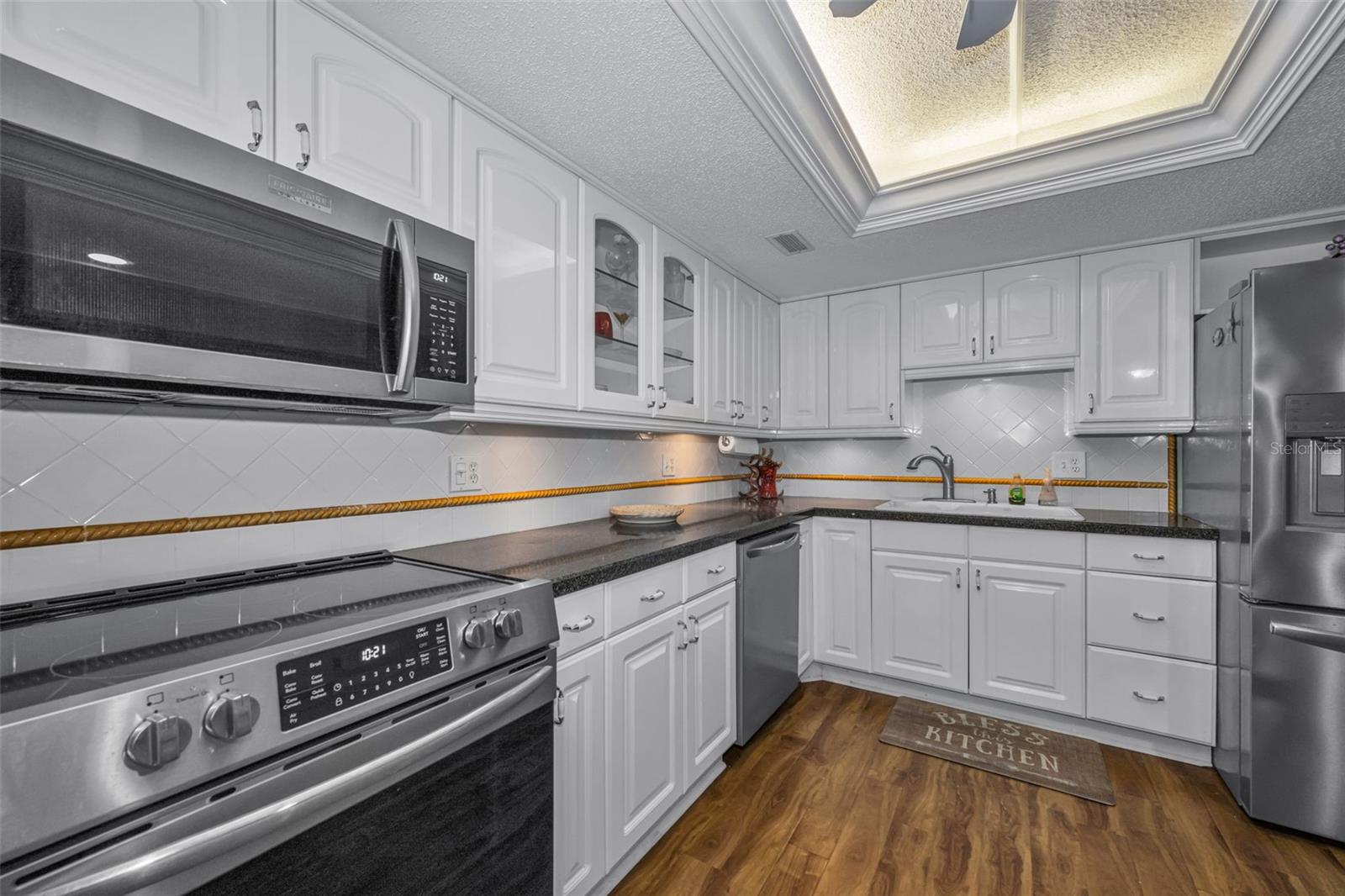 851 Bayway Unit 101, Clearwater Beach, FL 33767