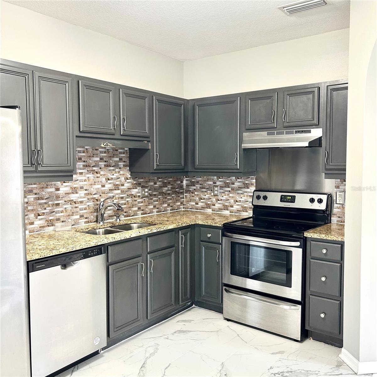504 Maple Pointe, Seffner, FL 33584