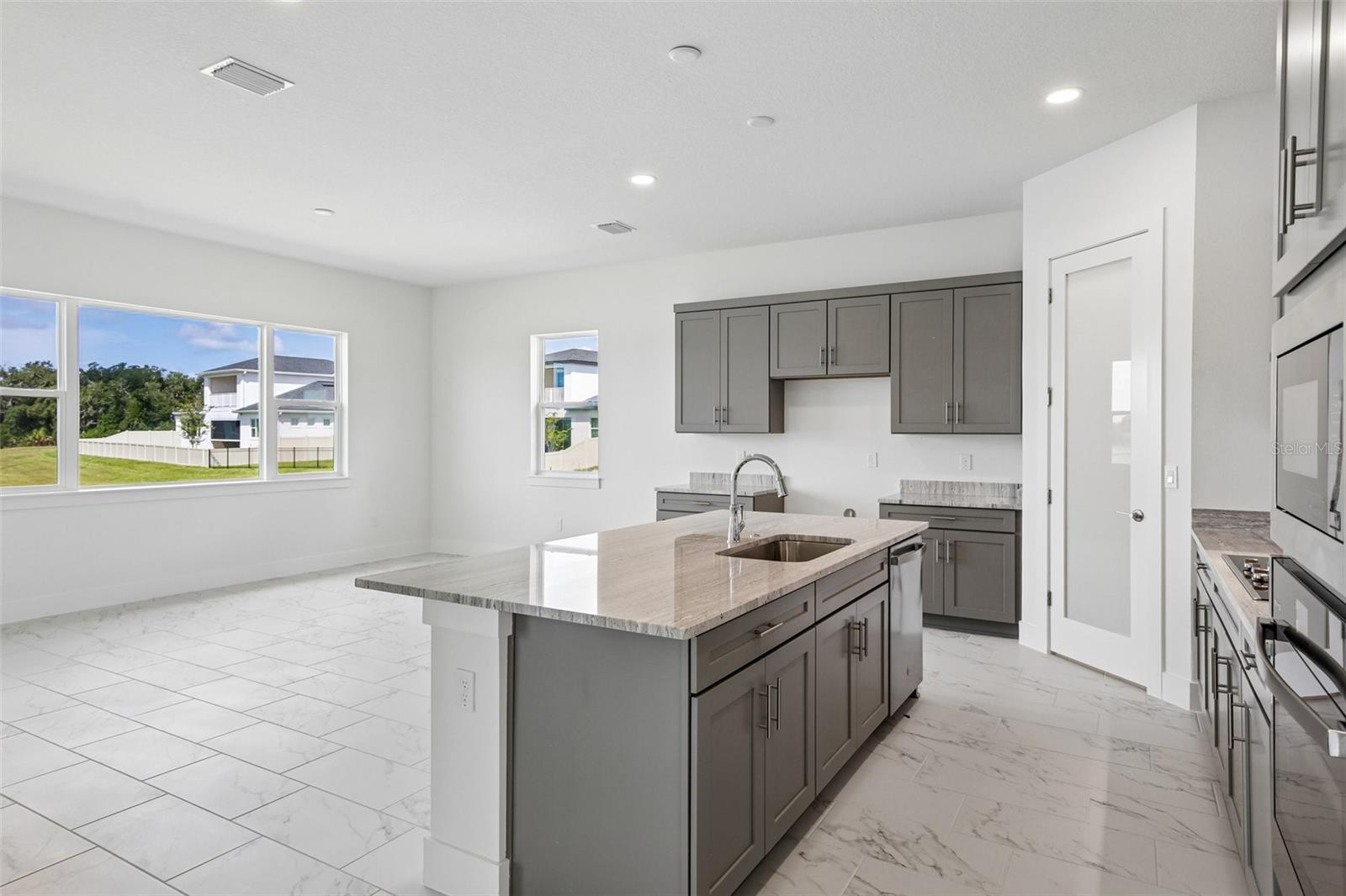 8255 Golden Beach, Parrish, FL 34219