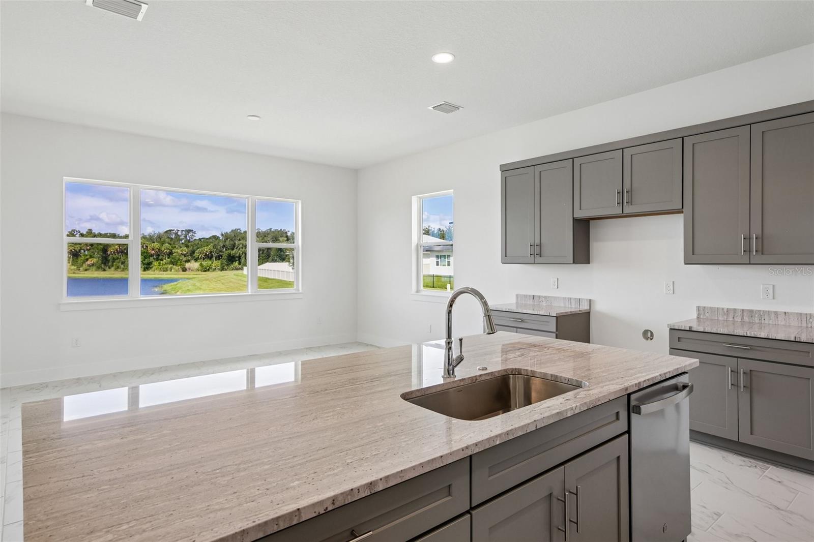 8255 Golden Beach, Parrish, FL 34219