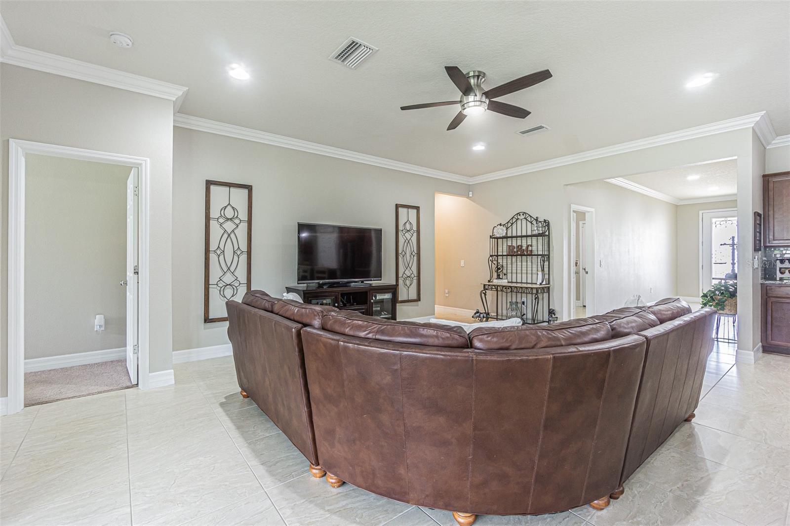 1507 Windy Gap, Valrico, FL 33594
