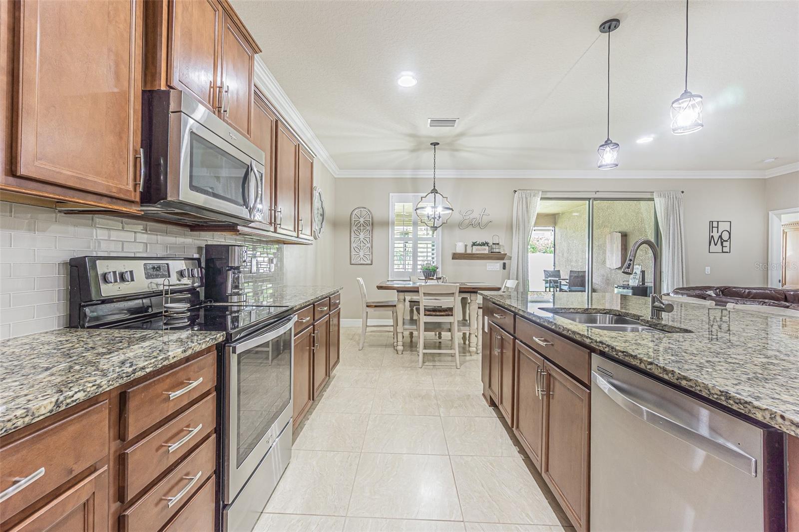 1507 Windy Gap, Valrico, FL 33594