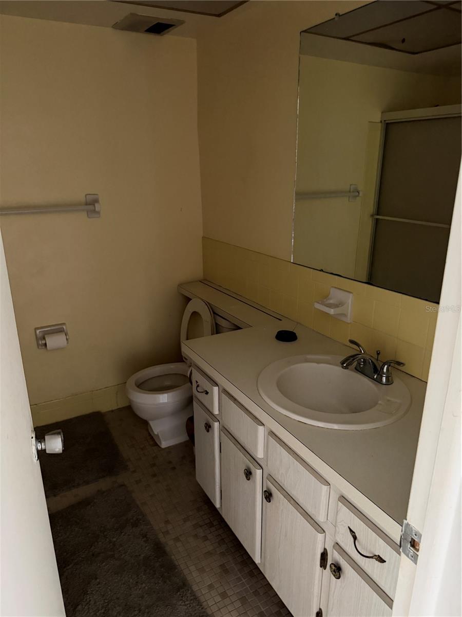 5725 12th Unit 306d, St Petersburg, FL 33710