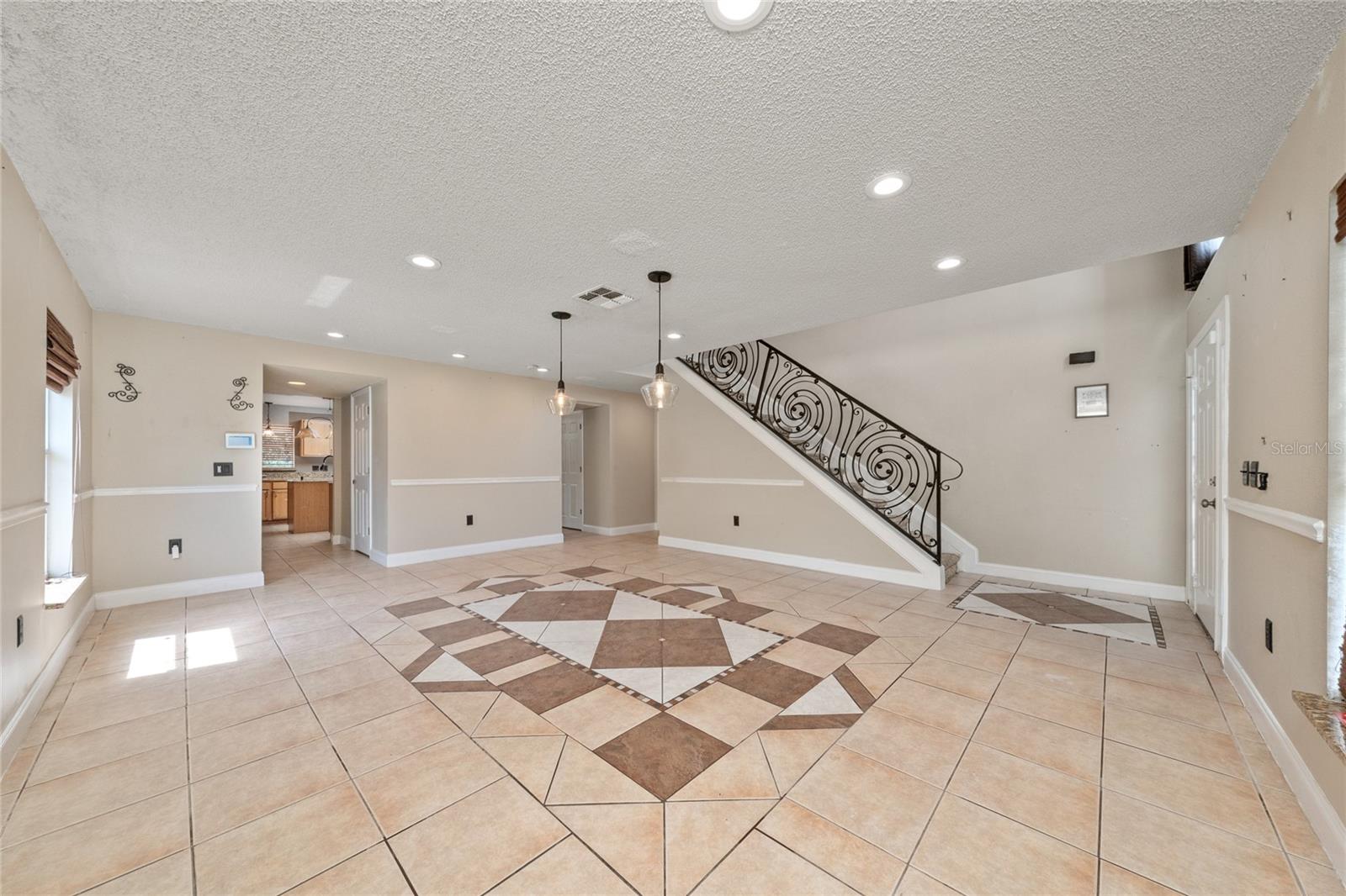 2121 Blackstone Landing, Kissimmee, FL 34758