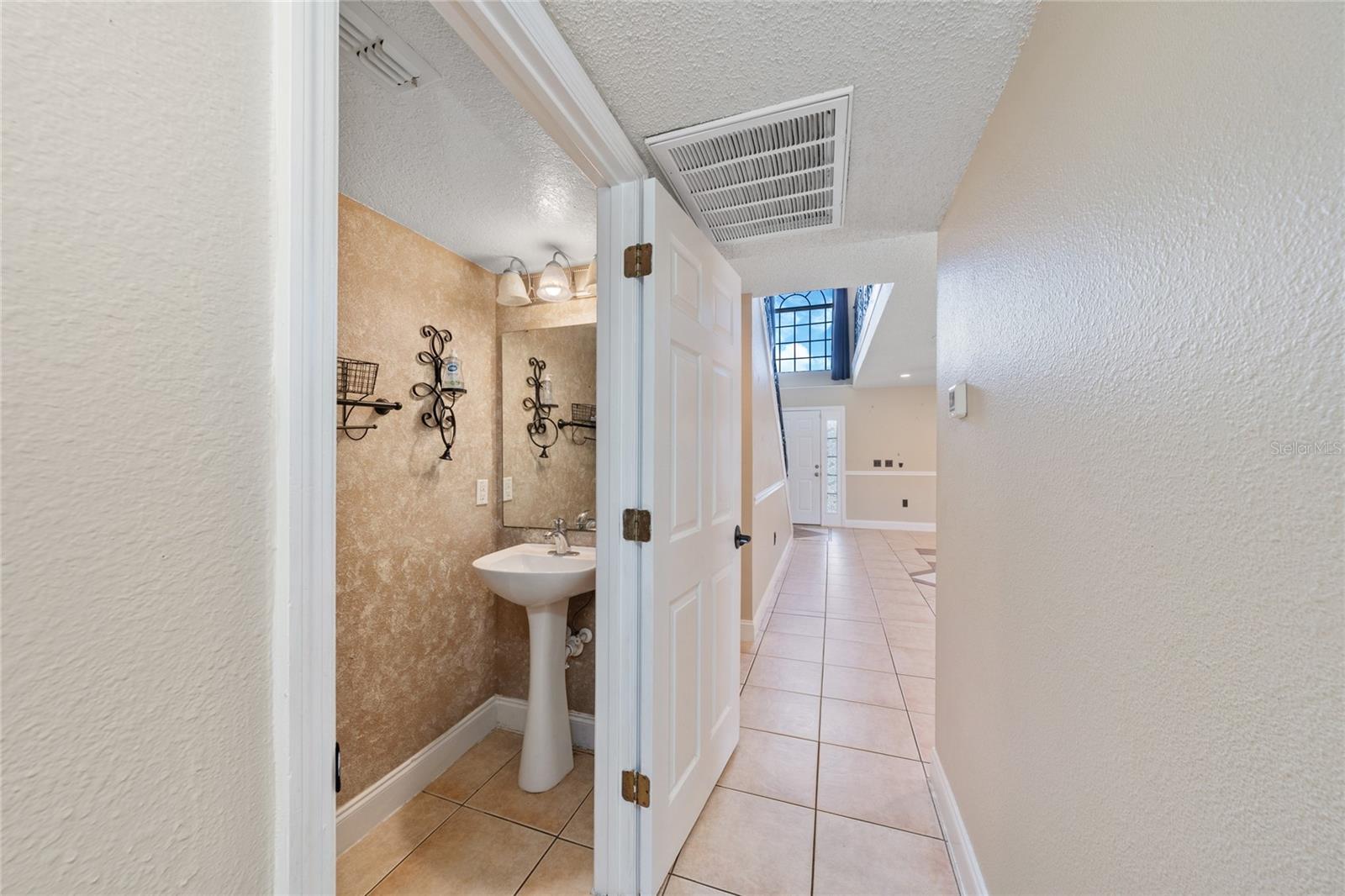 2121 Blackstone Landing, Kissimmee, FL 34758