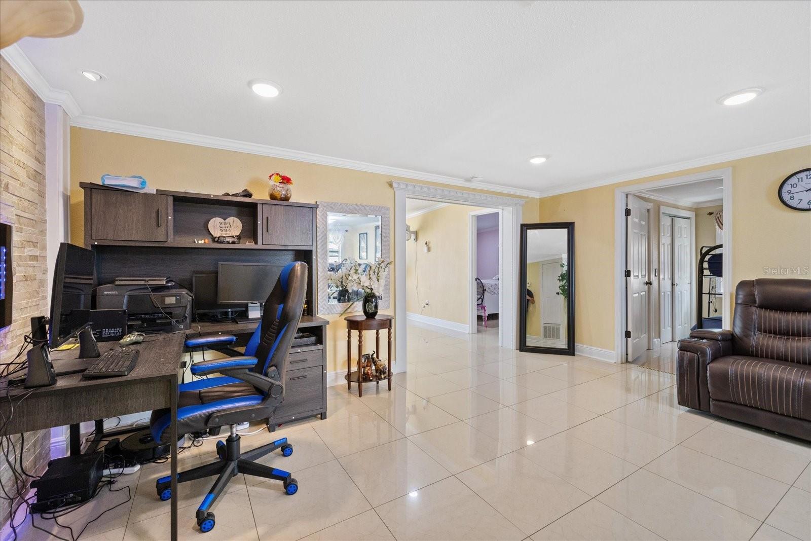 8318 Drycreek, Tampa, FL 33615