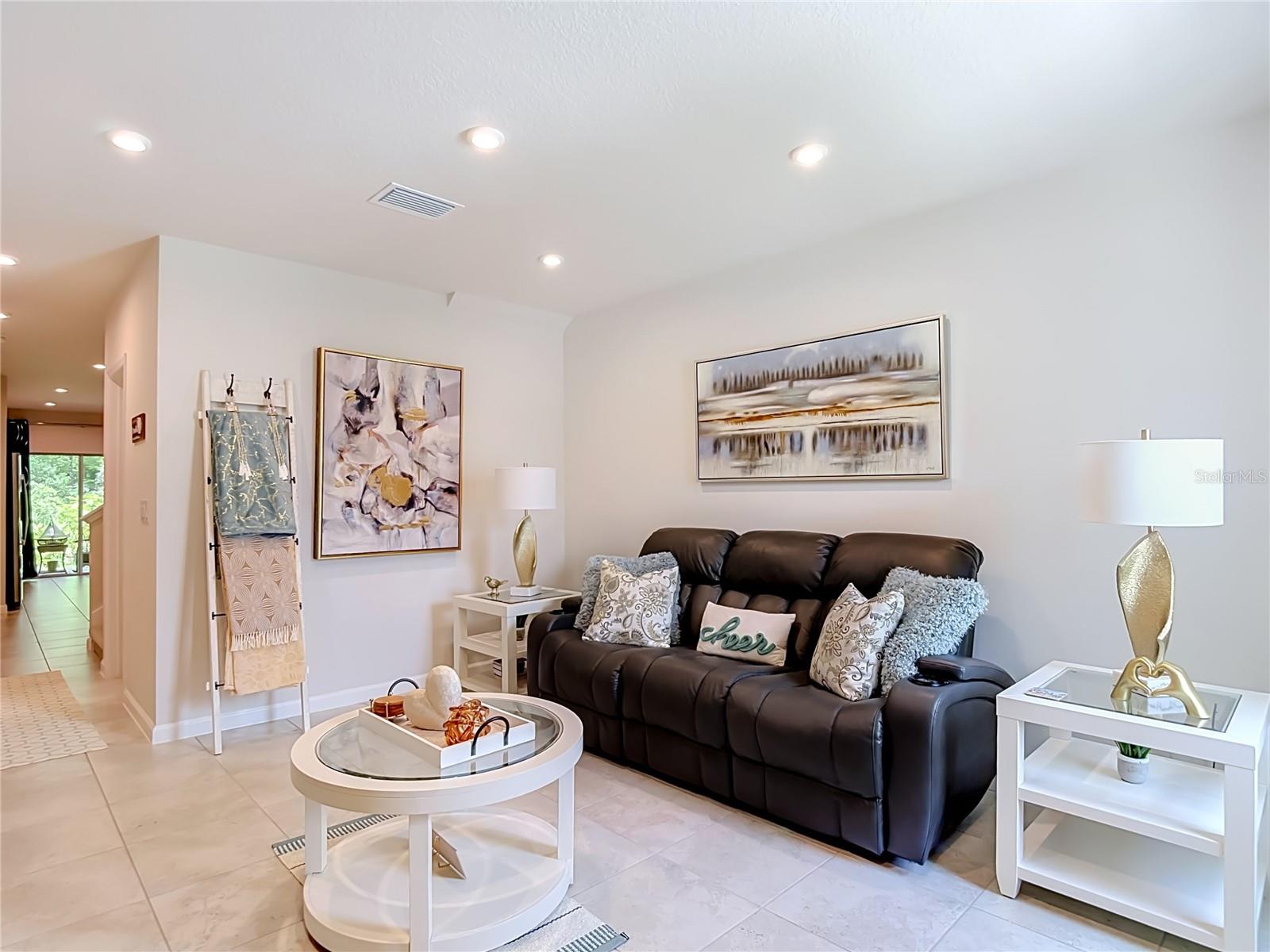 12000 Grizzly, New Port Richey, FL 34654