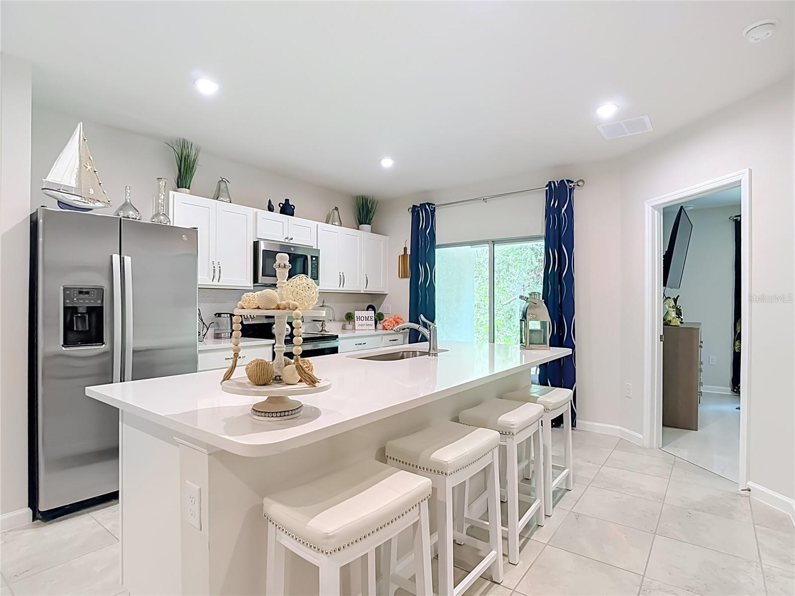 12000 Grizzly, New Port Richey, FL 34654